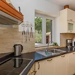 Olive By Guide Villa