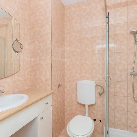 Villa Olive By Guide